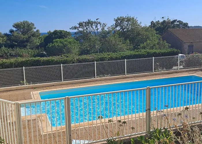 Presqu'ile De Giens, Maison Rdc Avec Acces Et Jardin Prives Sans Vis-a-vis, Piscine, Plages A 2 Min A Pieds *