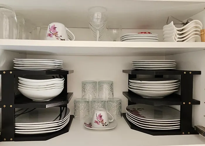 Presqu'ile De Giens, Maison Rdc Avec Acces Et Jardin Prives Sans Vis-a-vis, Piscine, Plages A 2 Min A Pieds