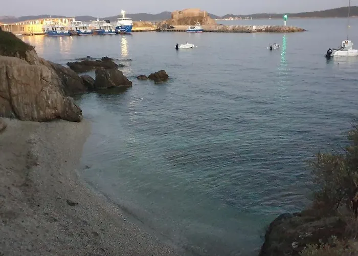 Presqu'ile De Giens, Maison Rdc Avec Acces Et Jardin Prives Sans Vis-a-vis, Piscine, Plages A 2 Min A Pieds Lejlighed Hyères
