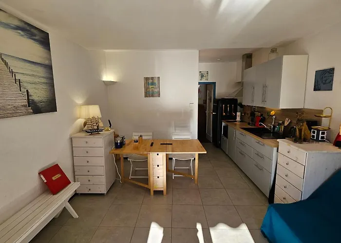 Presqu'ile De Giens, Maison Rdc Avec Acces Et Jardin Prives Sans Vis-a-vis, Piscine, Plages A 2 Min A Pieds * Hyères